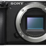 Sony Alpha A6100 telo
